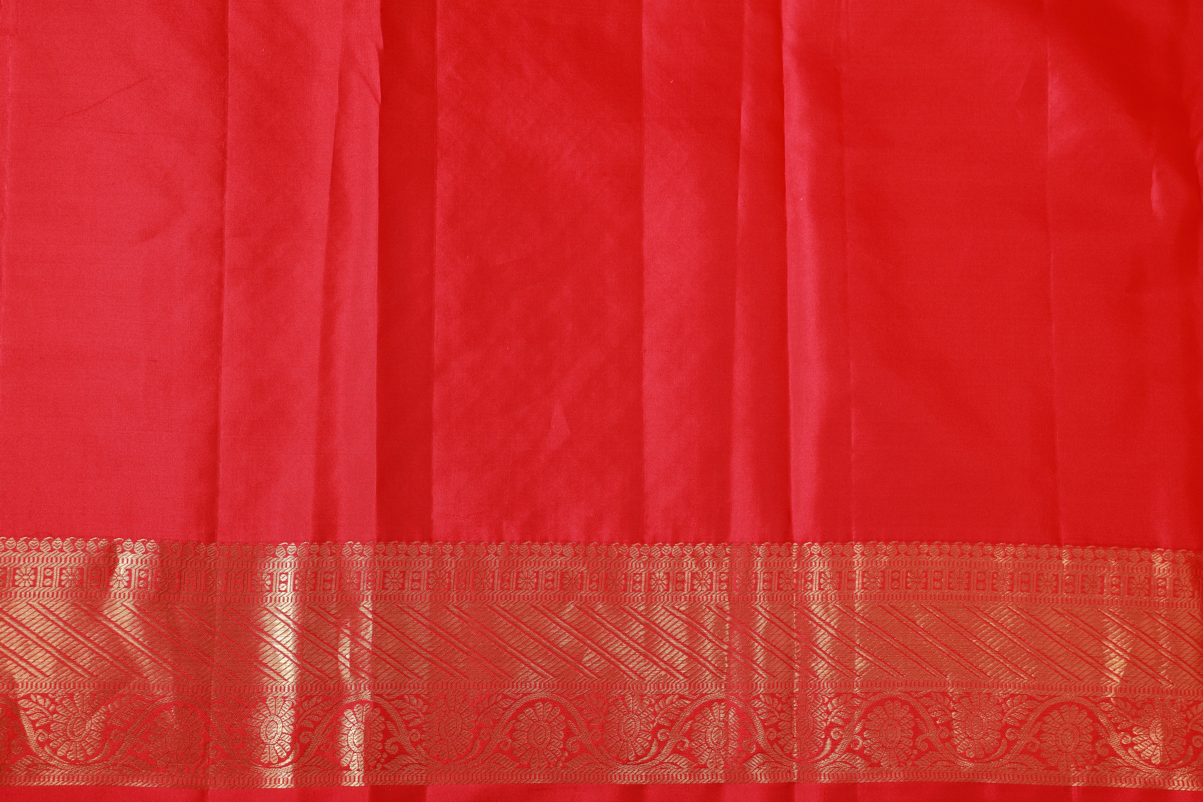 Hand crafted Pure Kanjivaram Silk zari woven saree