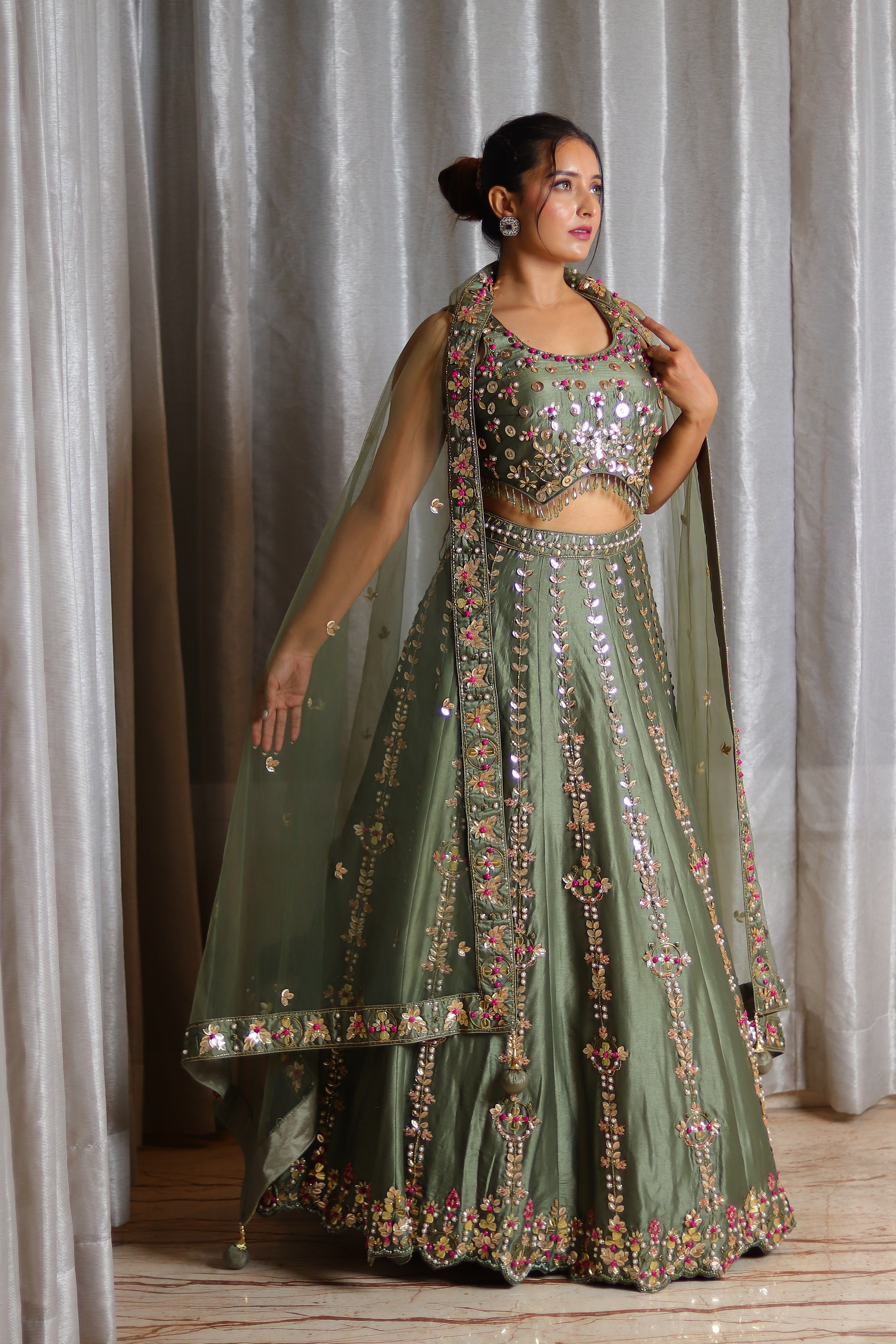 Buy green Wedding Wear Lehenga Choli Online from EthnicPlus for ₹4749
