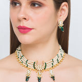 Golden Crème  and Green  Kundan Polki, Agates, Necklace.